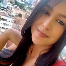 Daniela Sáenz Pupo (@Danisaenzp)