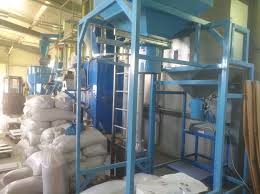 Se fabrica din biomasa uscata cu prese speciale cu extruziune. Vand Linie De Facut Peleti Din Rumegus Paie Coceni Porumb Arhiva Okazii Ro