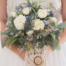 Average costs and comments from costhelper's team of professional journalists and community of users. Artificial Wedding Bouquets Melbourne Showroom