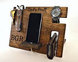 Getting ready to hunt for the perfect christmas gifts for dad? Gifts For Dad Etsy