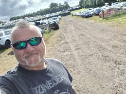 WHAT A NIGHT ...🎸🎸🎸🎸🎸....WOULD LOVE TO SEE THESE GUYS PLAY STONEDEAD  ....IF YOU GET THE CHANCE , GET YOUR ASSES ALONG TO SEE THEM .