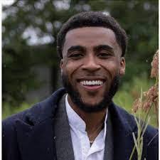 Antonia Richey's Instagram, Twitter & Facebook