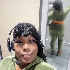 HAPPY FRIDAY YALL!!!❣️💋❣️😘💋💋🥰 Work Flow 🤑 💪 💰 🤑 Trucking and Truck  Stop Shenanigans 💚🧡💚🧡💚🧡