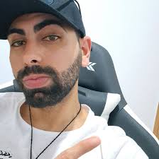 What does the White Sands soundtrack say in French?