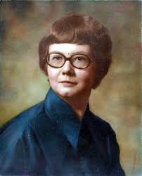 Barbara Lill's Instagram, Twitter & Facebook