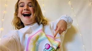 Shop the official merchandise store of your favorite youtuber, moriah elizabeth (me). Moriah Elizabeth Art The Untold Truth Of Moriah Elizabeth Thenetline The New Discount Codes Are Constantly Updated On Anotheremptystring