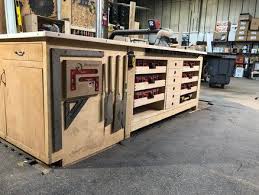 Outfeed Table Workbench Storage Upgrade Workbench With Storage Workbench Cool Woodworking Projects