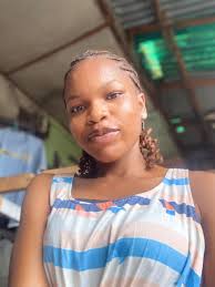 Respect Designers 😅..… Is not easy to Creat a mind blowing design just by  staring at a white Background 🥰….. . . Divinegift C. Ibezim