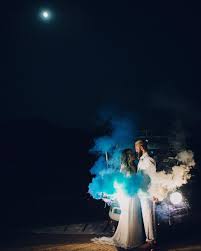 These Colorful Smoke Bomb Weddings Are The Hottest Way To Tie The Knot Smoke Bomb Photography Colored Smoke Smoke Bomb