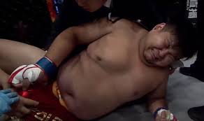 Watch: Fighter hospitalised after low blow leads to excessive vomiting  backstage