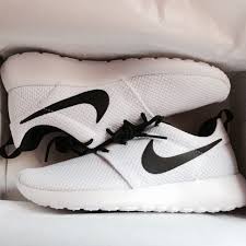Black And White Nikes Mens White Nikes With A Black Swoosh These Would Go Well With Any Outfit Running Shoes Nike Nike Shoes Outlet White Nikes