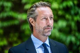 Phillip Michelsen's Instagram, Twitter & Facebook