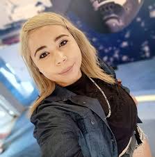 Iris Olivares (@arely.olivares2) • Facebook