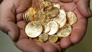 The world is continually putting us under currency pressure with the dollar. 3epoylane Tis Xryses Lires Oi Ellhnes Poso Kostizei Shmera Mia Xrysh Lira Kozanilife Gr