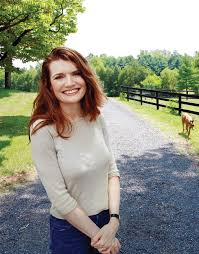 Jeannette and lori decided they wanted to move to new york. Silver Linings Q A With Jeannette Walls Naples Illustrated