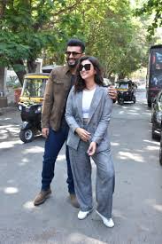 Parineeti Chopra Arjun Kapoor Snapped Promoting Their Film Sandeep Aur Pinky Faraar Daleep's movie is known as sandeep aur pinky farrar.
