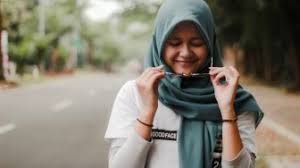 Oke langsung saja menuju topik inti dari yang akan saya share yaitu gambar wanita. Gaya Hijab Untuk Pipi Chubby Dan Berita Populer Lainnya