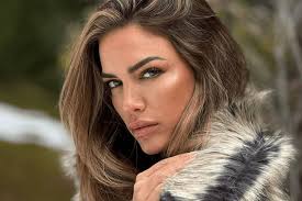 Quién es Rocío Robles: la comunicadora de ESPN a la que vinculan con  Rodrigo De Paul y Alexis Mac Allister