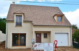 La Maison De Francois Claudine Modele Cadence De Notre Gamme Confort Constructeur De Maison Individuelle Constructeur Maison Maison En Pierre
