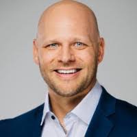 Travis Gleason's Instagram, Twitter & Facebook