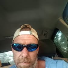 Jon Clevenger's Instagram, Twitter & Facebook