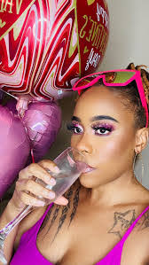 Tasha Prater's Instagram, Twitter & Facebook