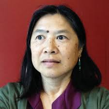 Lydia Lowe's Instagram, Twitter & Facebook