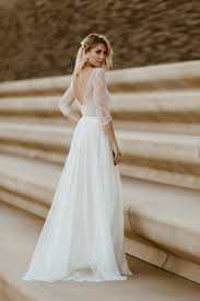 Ein klassiker für den großen tag ist ein bodenlanges outfit. Brautkleider Aus Koln Die Neue Noni Kollektion Hochzeitsblog The Little Wedding Corner