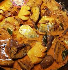 Untuk gulai ini jika dicampurkan dengan daging tetel ia lebih sedap dan berlemak. Gulai Ikan Talang Kering Tumis Darat Memang Popular Di Sebelah Utara