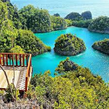 Uniknya, laguna di wayag itu dijadikan. 29 Paradise On Earth Ideas Paradise On Earth Travel Beautiful Places