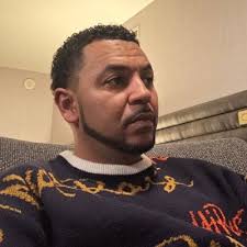 Ray Ray Comedy (@rayrayscomedy)