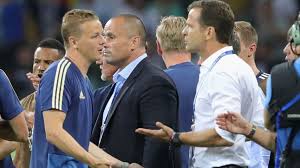 Zwei trainer kommen als nachfolger in frage. Oliver Bierhoff Trauert Um Sein Totes Baby Promiflash De