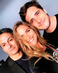 Incluso, algunos programas de farándula han indicado que la actriz terminó con su actual pareja, con quien se encontraba comprometida, para volver con alexis. Mayte Rodriguez La Chica Que Robo El Corazon De Diego Boneta