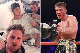 Chris Eubank Jr offers Nick Blackwell his title belt in TV chat alongside  dad