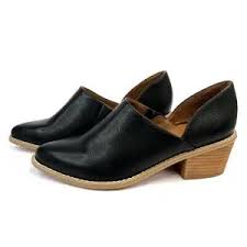 Cynthia Rowley Eddie Shoe Bootie Black Pointed Toe