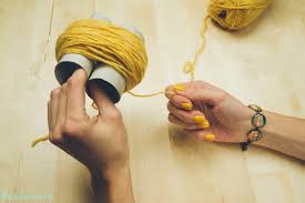I'm sharing how to make yarn pom poms with just a fork and a clothespin (you'll need scissors and a tiny bit of patience, as well). How To Make 2 Incredible Ways To Make Yarn Pom Poms Diy Crafts Handimania