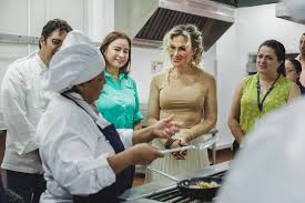 COMPARTIMOS EXPERIENCIAS CON MUJERES AFROECUATORIANAS EN “CAFÉ QUE INSPIRA”  En compañía de las panelistas Mariuxi Borja Ayoví, Beatriz Ronquillo,  Jusseidy Hurtado y Paola Godoy compartimos una mañana en la que se conversó