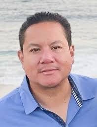 Richard Becerra's Instagram, Twitter & Facebook