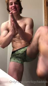 Armpit stellar dude shows off his hot body on BoyFriendTV.com