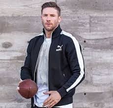 And julian edelman's girlfriend is a lucky woman. Julian Edelman Bio Age Girlfriend Wife Daughter Net Worth Brand