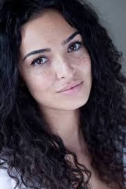 She grew up dancing with the california ballet company and received her bfa in acting from united states international university in san diego and her mfa in acting from the university of arizona. Anna Shaffer Women With Freckles Beautiful Beauty