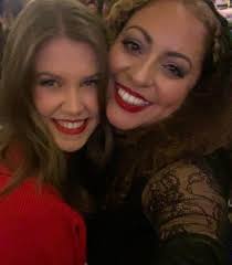 Arianna Schmidt (@_ariannaschmidt)