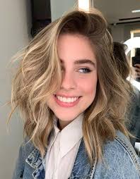 Here are some of the sexiest medium length hairstyles on the planet! Gorgeous Medium Length Brown Hairstyles For 2020 Stylezco