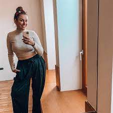 Za svou kariéru získala řadu českých i polských ocenění It No Longer Has Hips Like A Wardrobe Ewa Farna Showed Her Flat Stomach And Her Shaped Waist