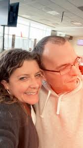 Our gluten-free community is a great place. There’s so much love and  support for each other on-line, but when on-line friends become IRL  friends, it’s even more special. 🫶🏻@professionalallergybaker ...