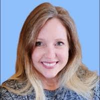 Shannon Hawkins's Instagram, Twitter & Facebook