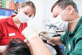 Ihr fernsehprogramm auf einen blick. Kinderzahnheilkunde In Der Praxis Dreesen V Zydowitz