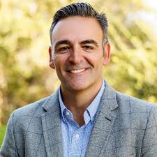 Hugo Manzanogomez Email & Phone Number