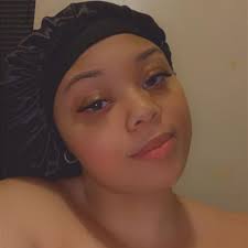 Okayy! NPC Miles Morales gave Pinky Doll a lil kiss following their link up  at the pier 👀 🤭 —- What would y'all name this duo ?! (✍🏾: TSRStaffTC )