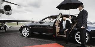 The Executive Car Is An Excellent Service For Going Towards The Different Places They Are Providing Airport Limo Service Airport Car Service Chauffeur Service